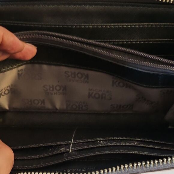 Michael Kors Dark Brown Logo Wallet - Picture 11 of 14